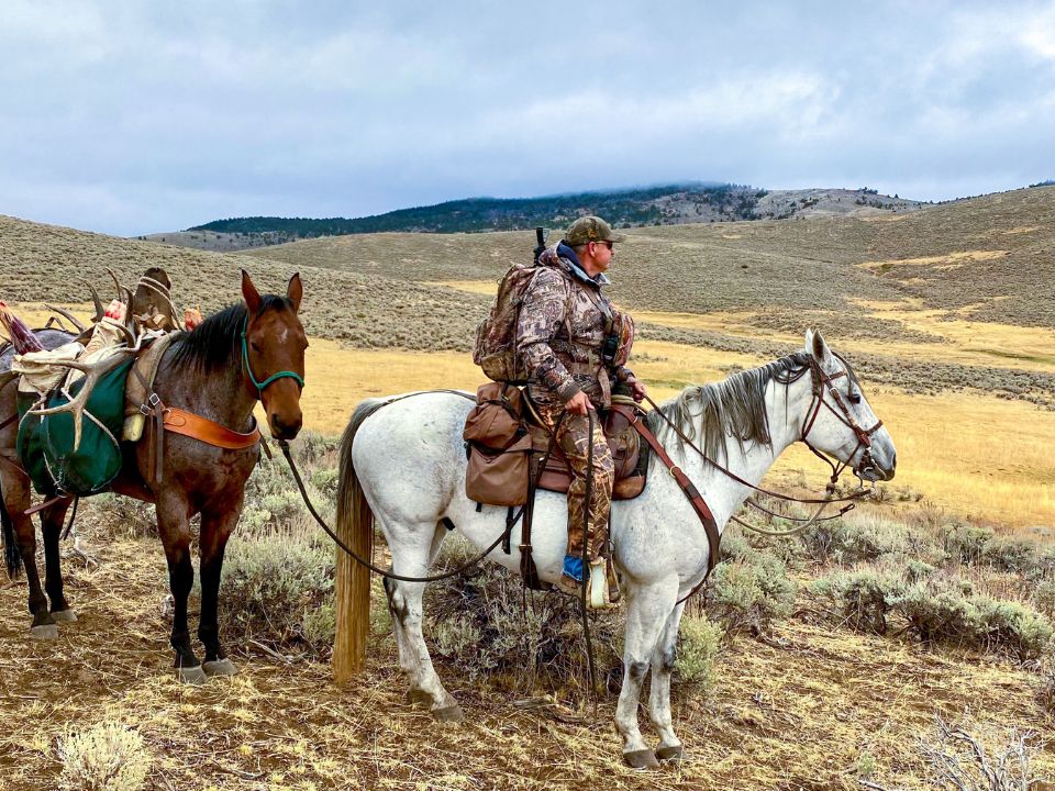 horseback hunting sns outfitter 3